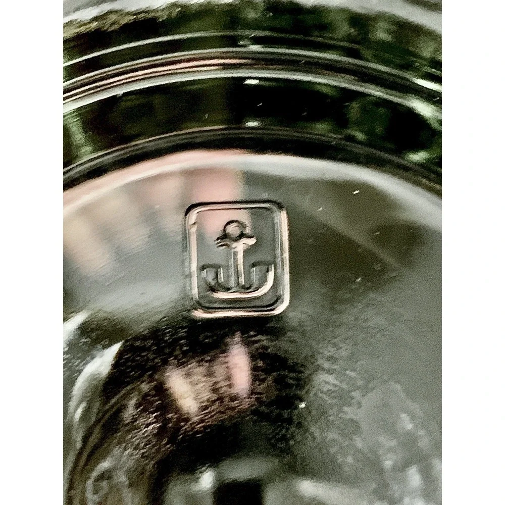 Vtg Anchor Hocking Clear Glass Ribbed Scalloped‎ Design Vase Excellent Video